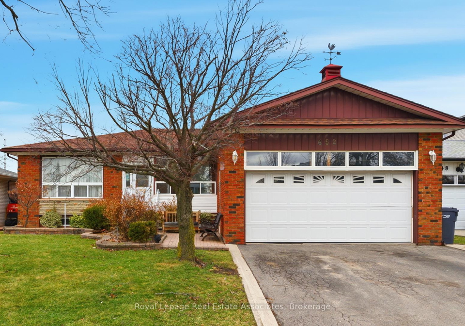 652-eversley-drive-mississauga-ontario-w12918434