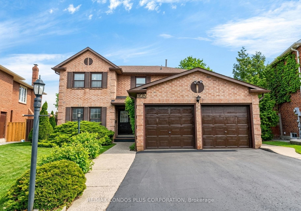 1562-lovelady-crescent-mississauga-ontario-w12918504