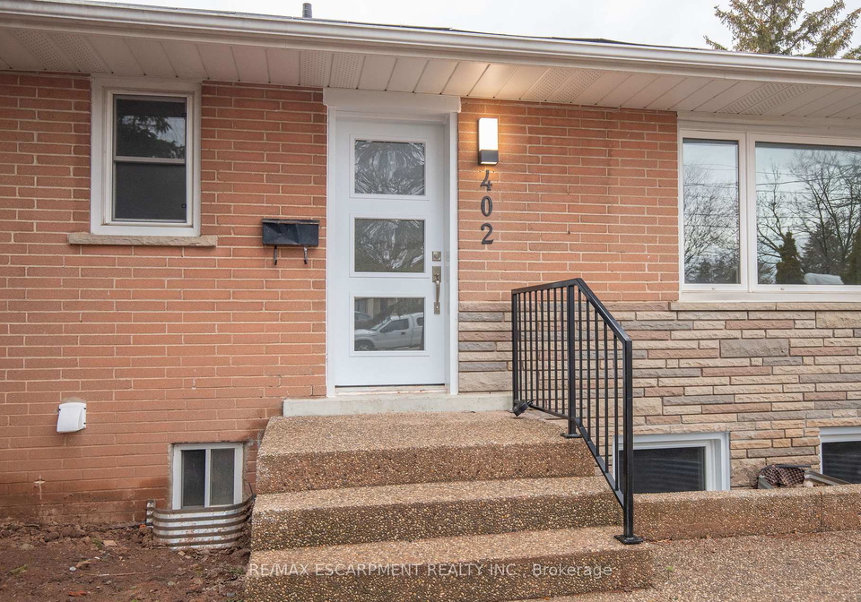 402-third-line-oakville-ontario-w12918630