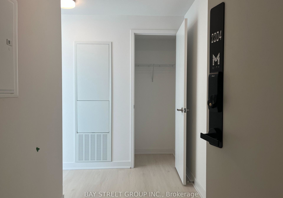 3900-confederation-parkway-mississauga-ontario-w12918680