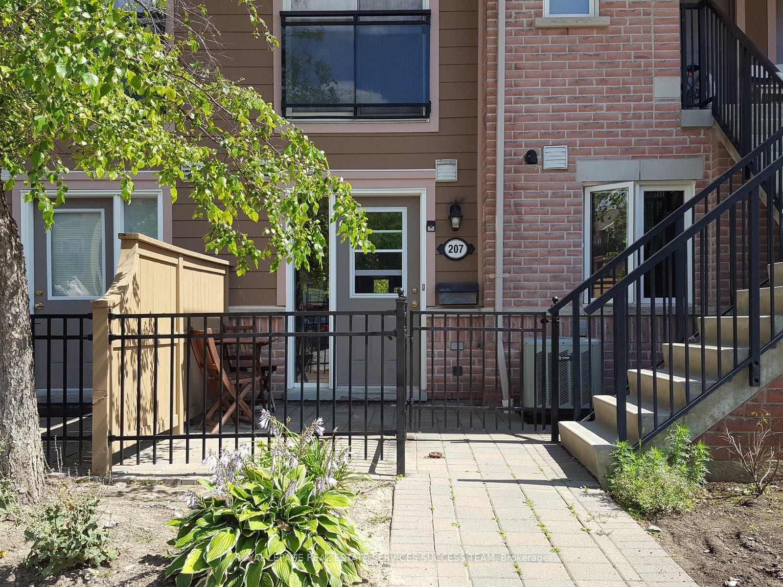 4975-southampton-drive-mississauga-ontario-w12918840