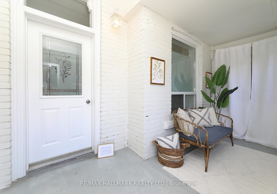 391-delaware-avenue-toronto-ontario-w12919114