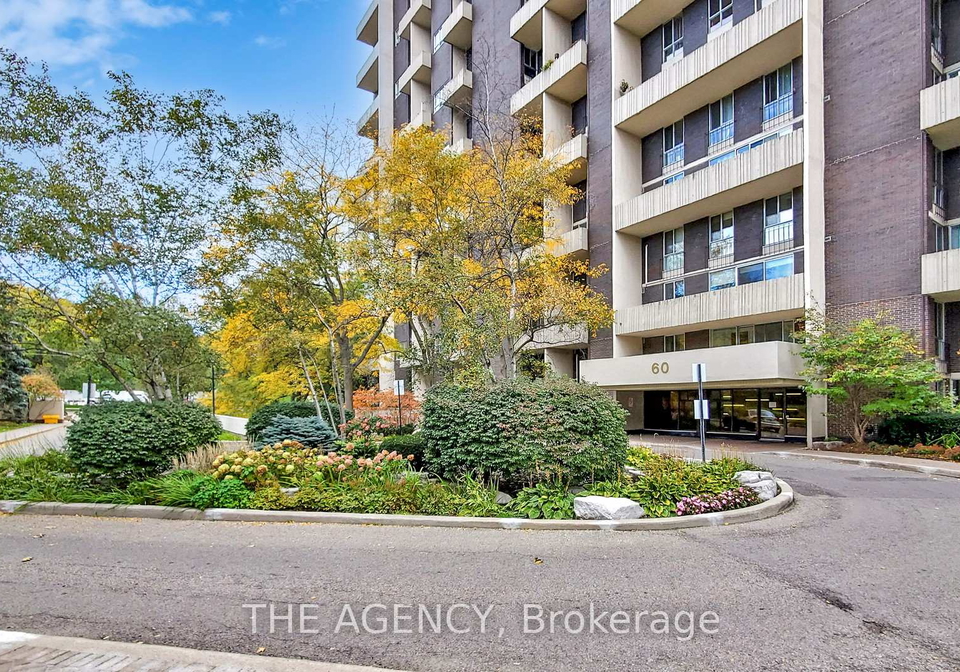 60-southport-street-n-toronto-ontario-w12919876