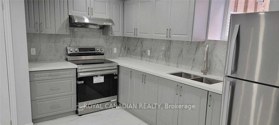 84-masters-green-crescent-brampton-ontario-w12919880