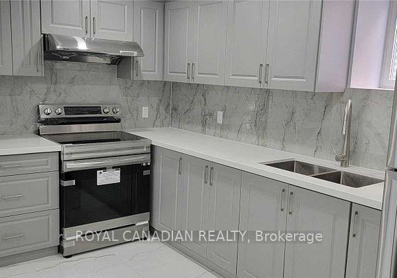84-masters-green-crescent-brampton-ontario-w12919880
