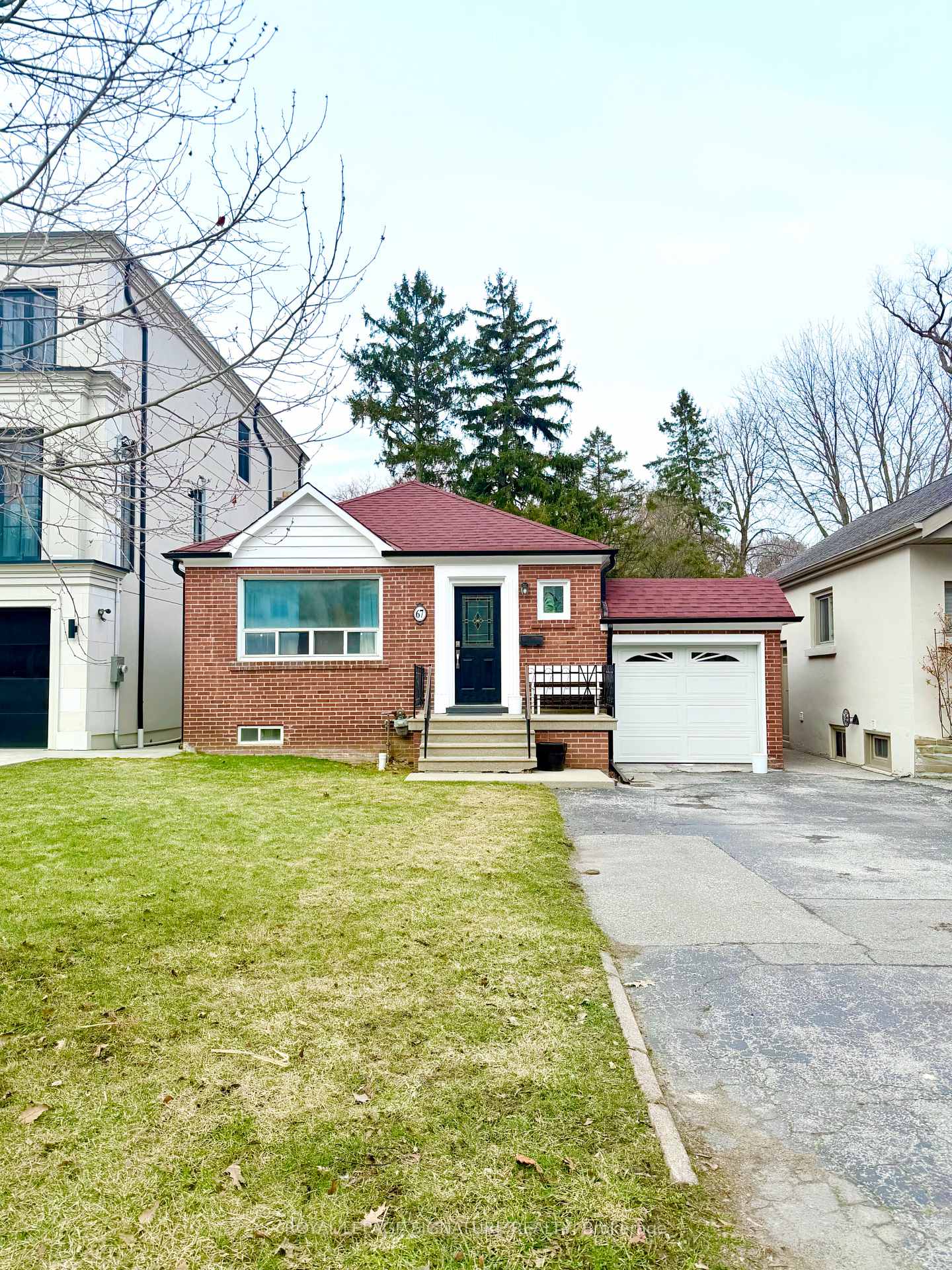 67-south-kingsway-toronto-ontario-w12920294