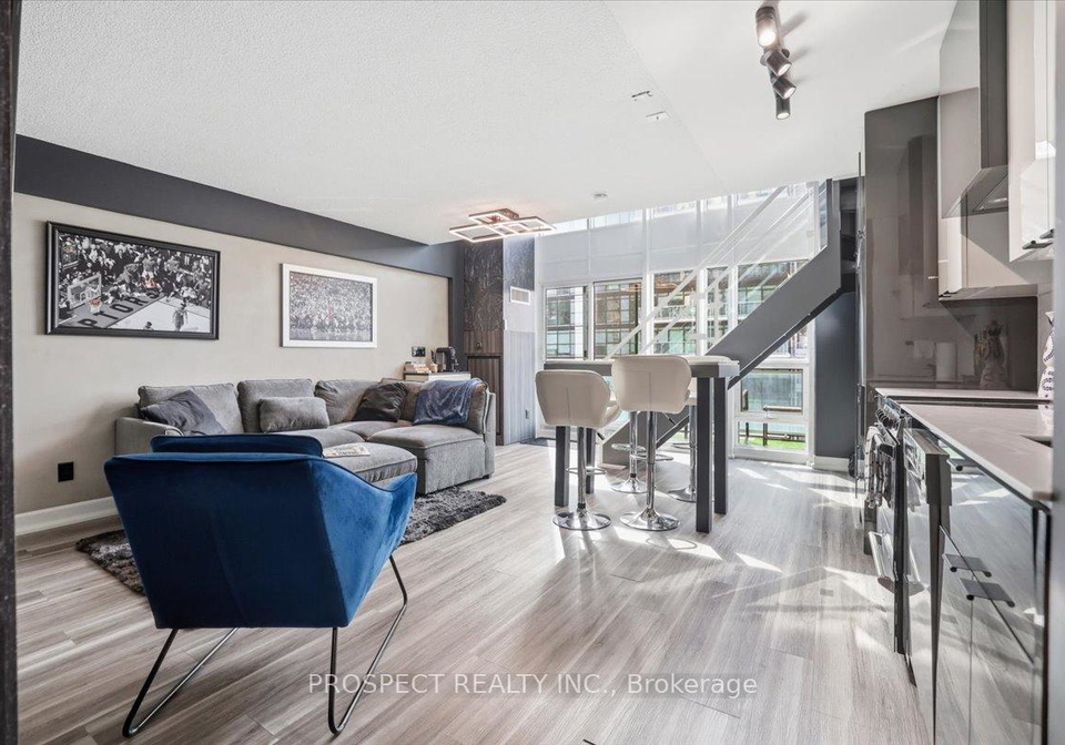 155-legion-road-n-etobicoke-ontario-w12920396