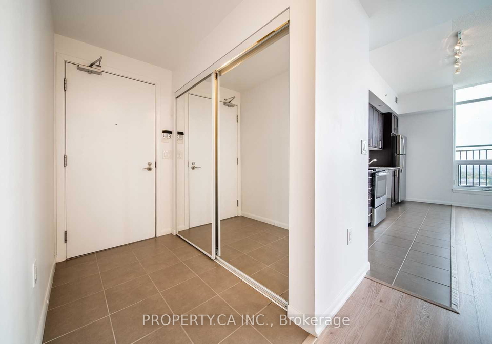 830-lawrence-avenue-w-north-york-ontario-w12920634