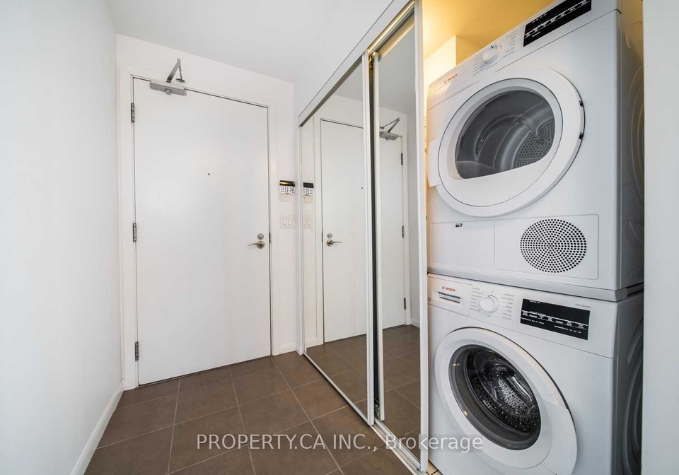 830-lawrence-avenue-w-north-york-ontario-w12920634