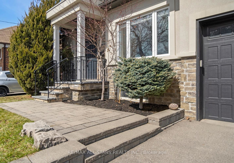 36-athol-avenue-etobicoke-ontario-w12920638