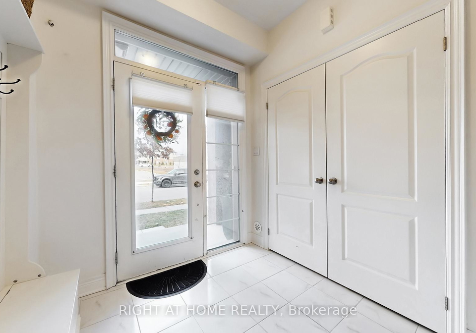 1423-clarriage-court-milton-ontario-w12920664