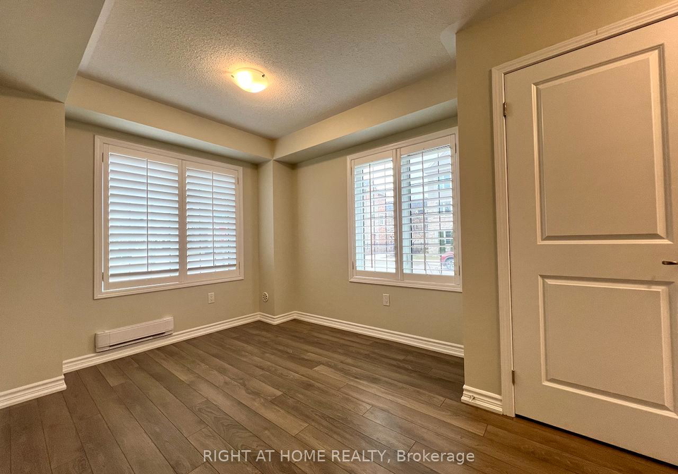 351-timberland-gate-oakville-ontario-w12921070