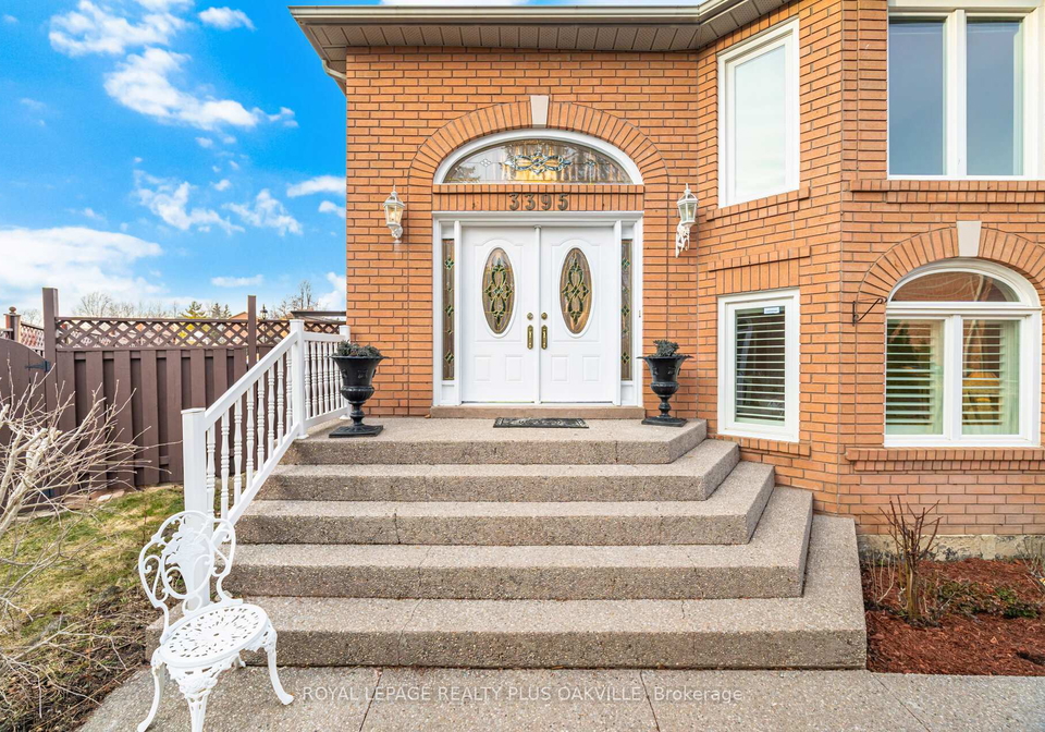 3395-trelawny-circle-mississauga-ontario-w12921514