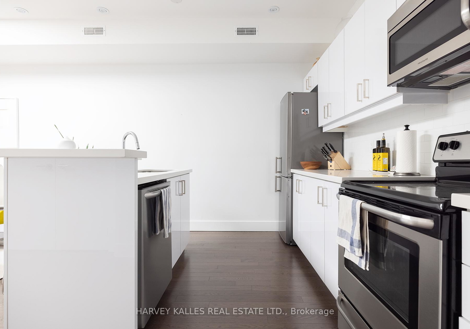 2076-dundas-street-w-toronto-ontario-w12921700