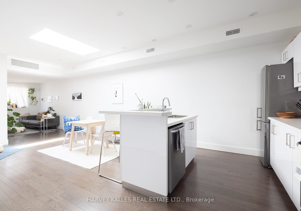 2076-dundas-street-w-toronto-ontario-w12921700