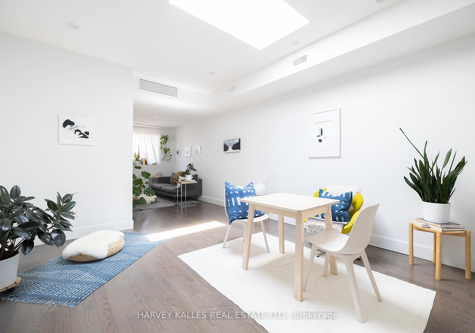 2076-dundas-street-w-toronto-ontario-w12921700