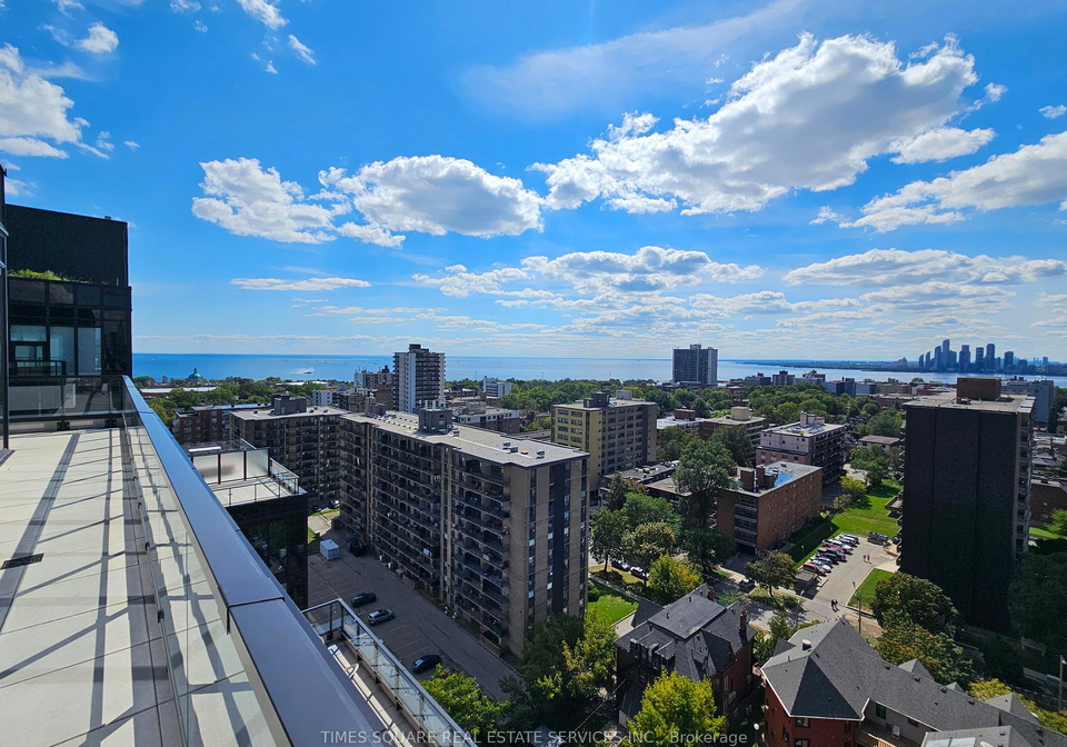 270-dufferin-street-toronto-ontario-w12921898