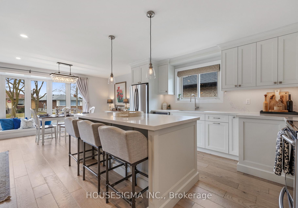 11-tynevale-drive-etobicoke-ontario-w12922188