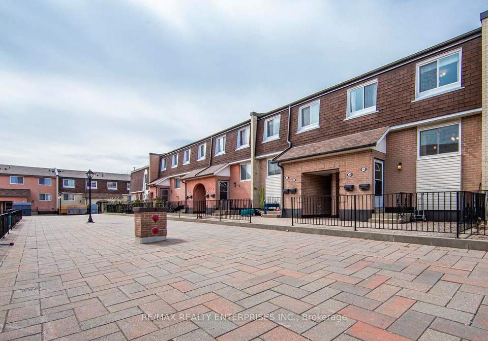 2170-bromsgrove-road-mississauga-ontario-w12922248