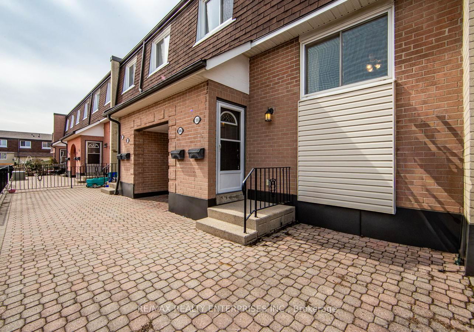 2170-bromsgrove-road-mississauga-ontario-w12922248