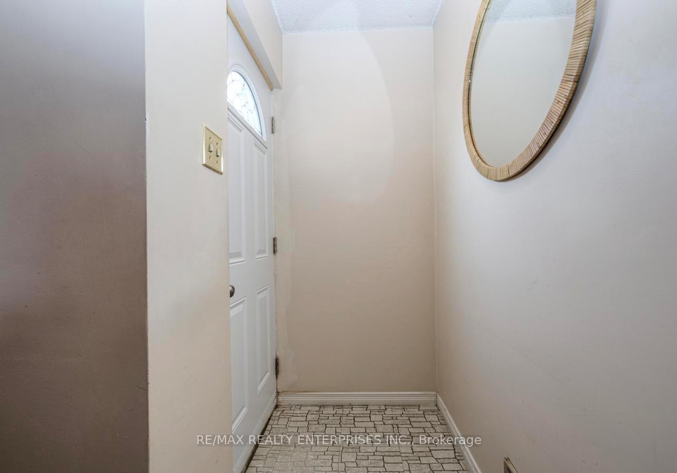 2170-bromsgrove-road-mississauga-ontario-w12922248