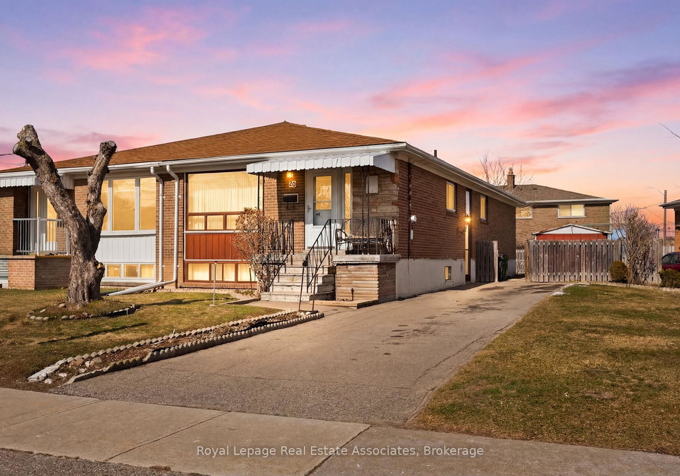 20-rubydale-gardens-york-ontario-w12922256
