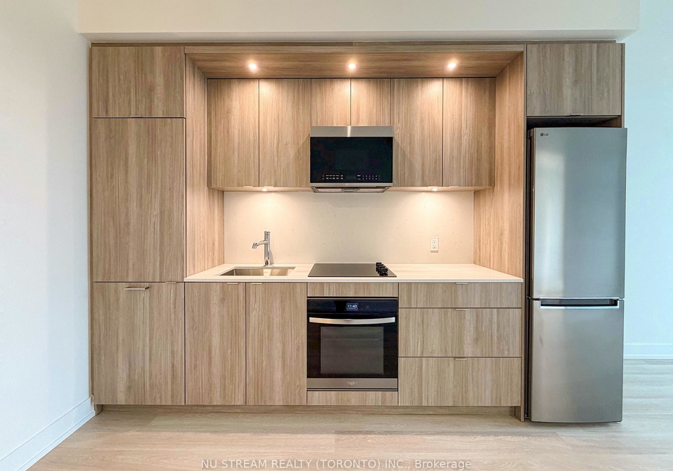60-central-park-roadway-etobicoke-ontario-w12922356