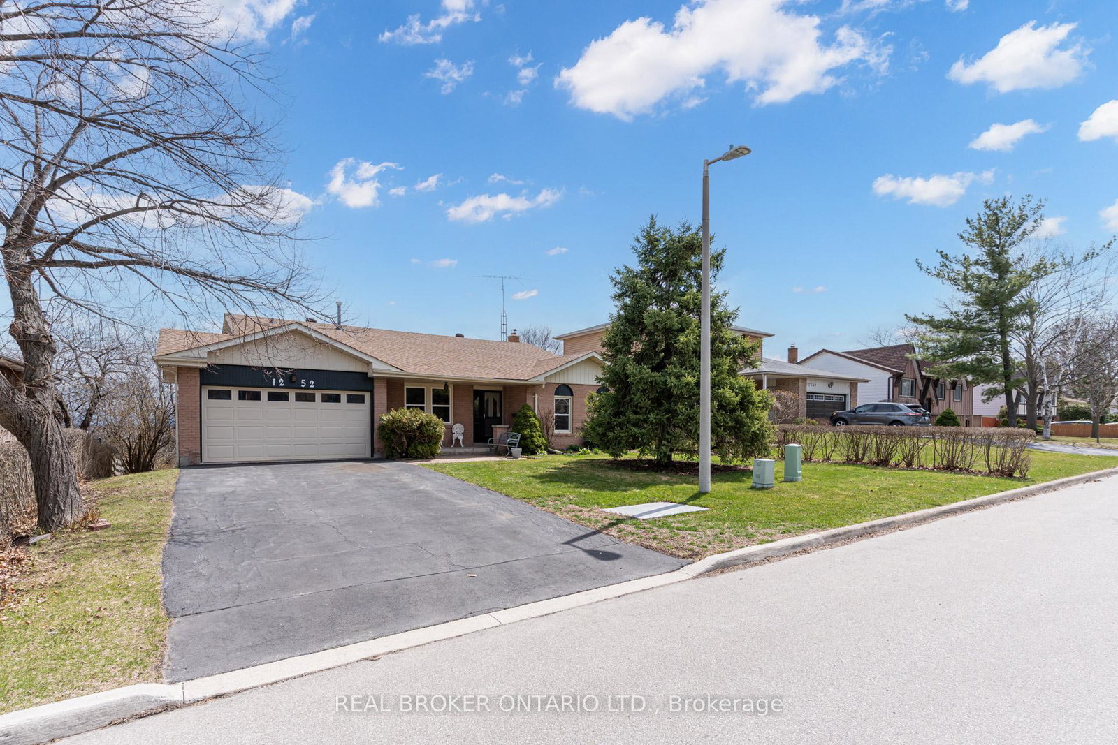 1252-lakeview-drive-oakville-ontario-w12922764