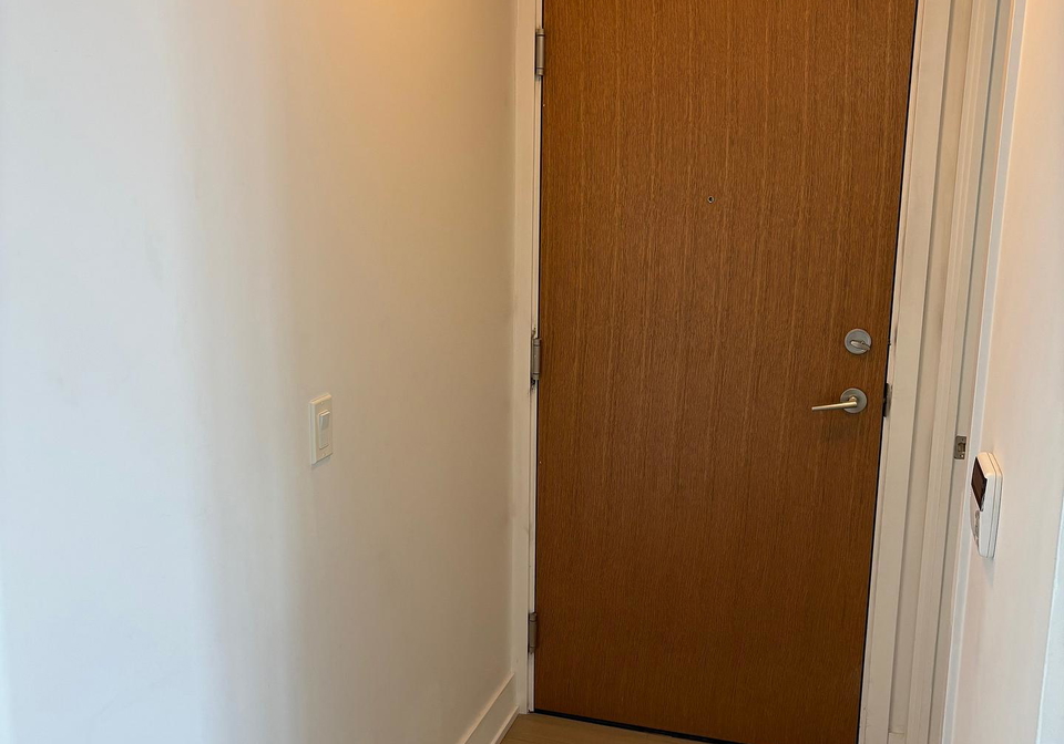 20-shore-breeze-drive-etobicoke-ontario-w12922996