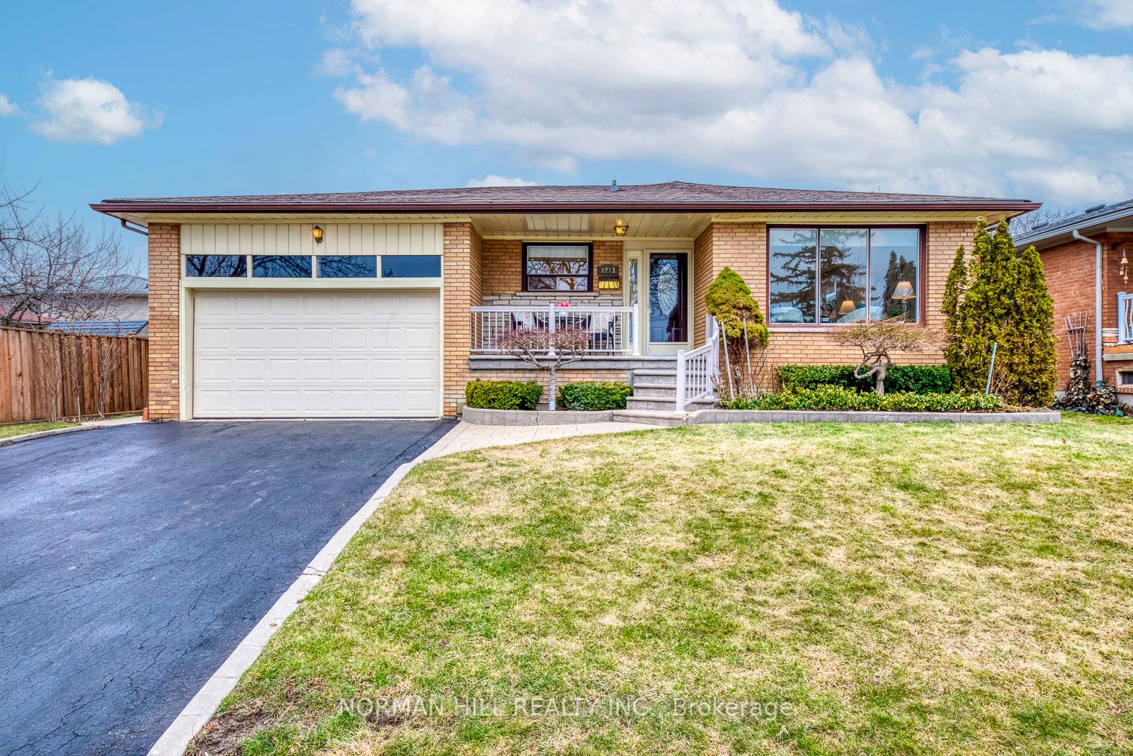 1213-shamir-crescent-mississauga-ontario-w12923076