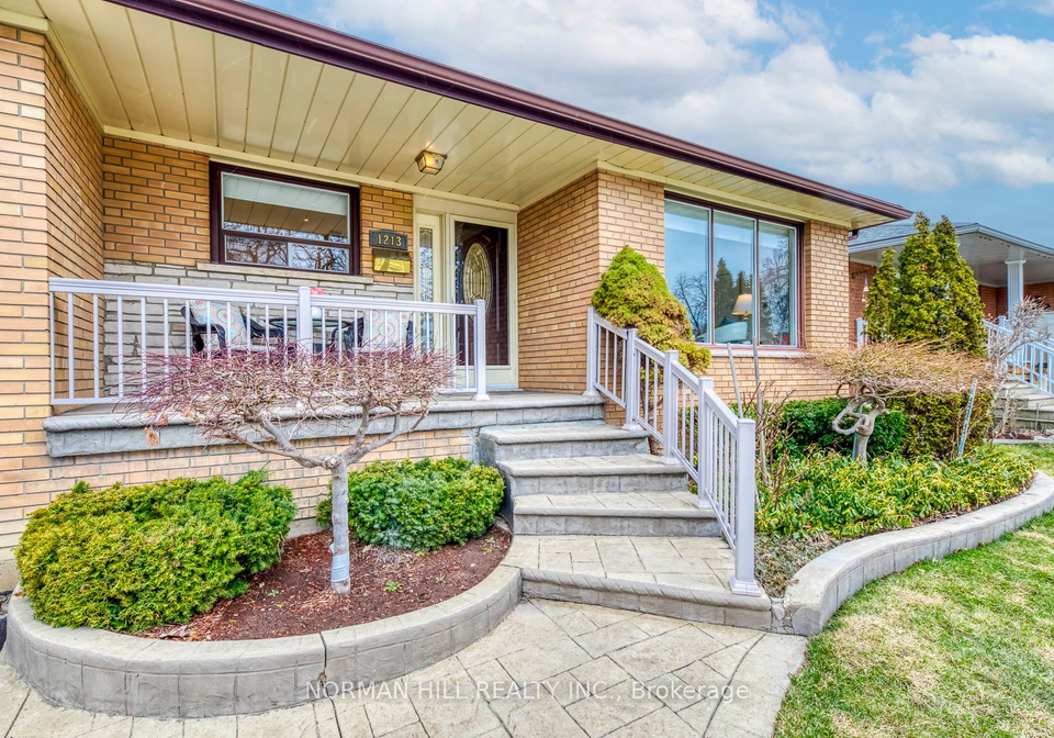 1213-shamir-crescent-mississauga-ontario-w12923076