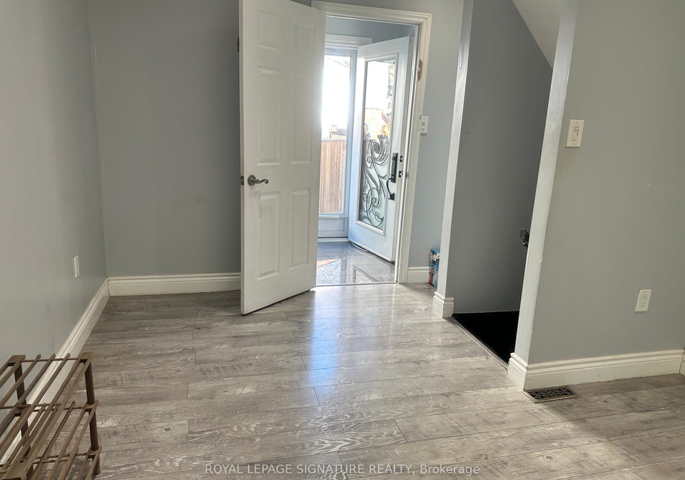 63-wallis-crescent-etobicoke-ontario-w12923314