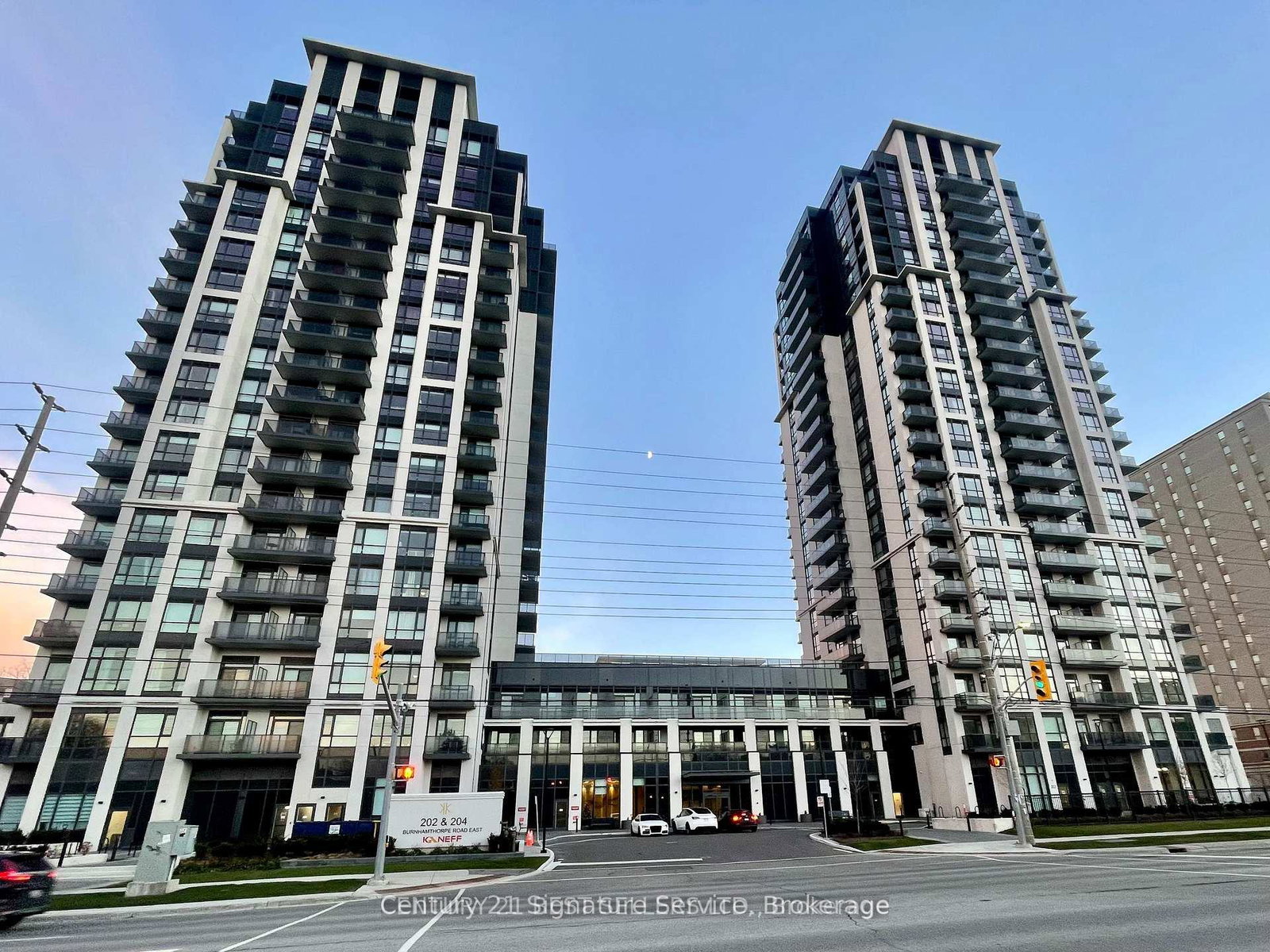 202-burnhamthorpe-road-e-mississauga-ontario-w12923330
