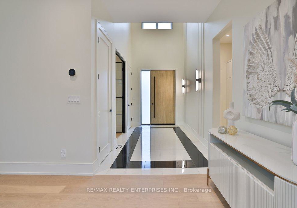 202-queen-street-w-mississauga-ontario-w12923370