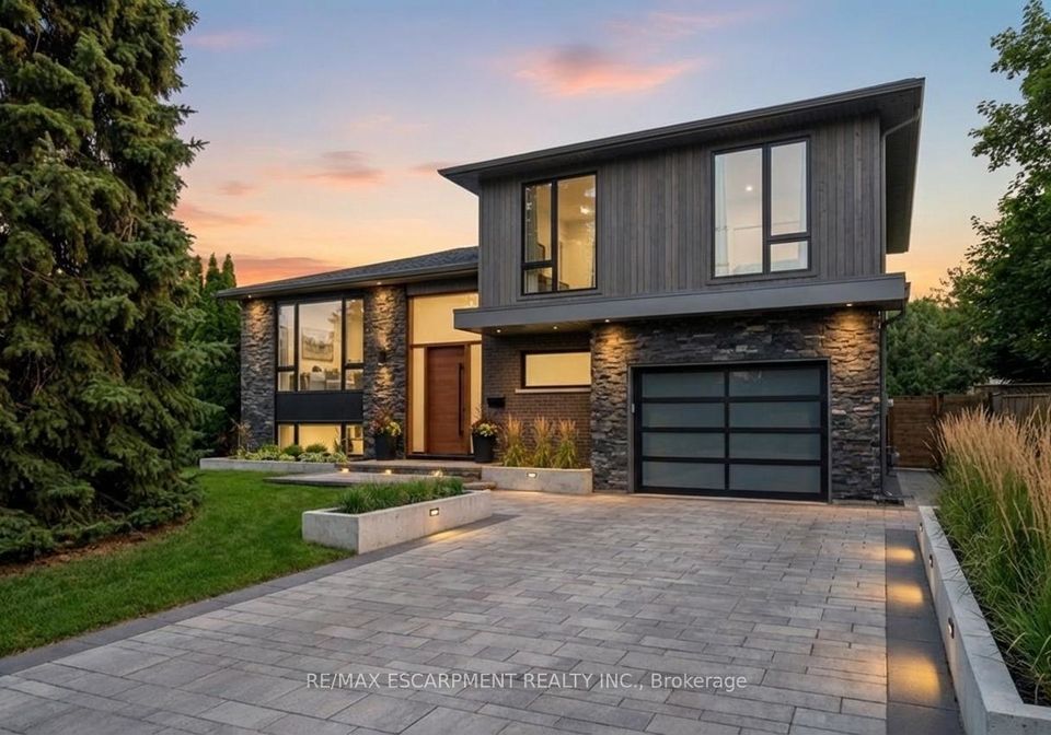 2228-urwin-crescent-oakville-ontario-w12923678