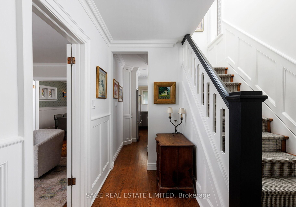 35-grenview-boulevard-n-etobicoke-ontario-w12924178