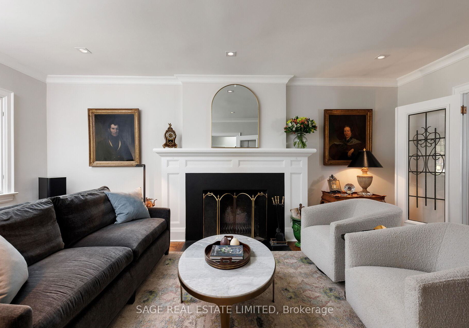 35-grenview-boulevard-n-etobicoke-ontario-w12924178