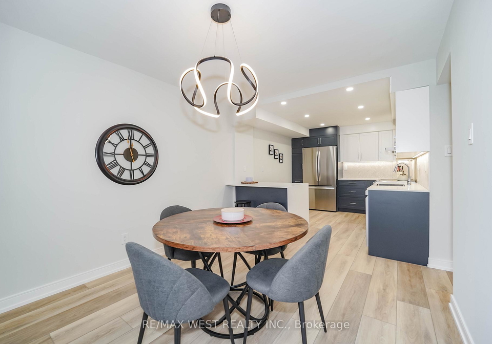 300-mill-road-etobicoke-ontario-w12924252