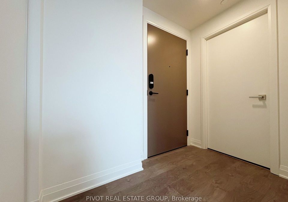 4015-the-exchange-mississauga-ontario-w12925060