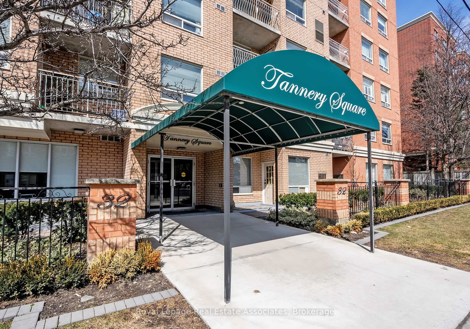 32-tannery-street-mississauga-ontario-w12925182