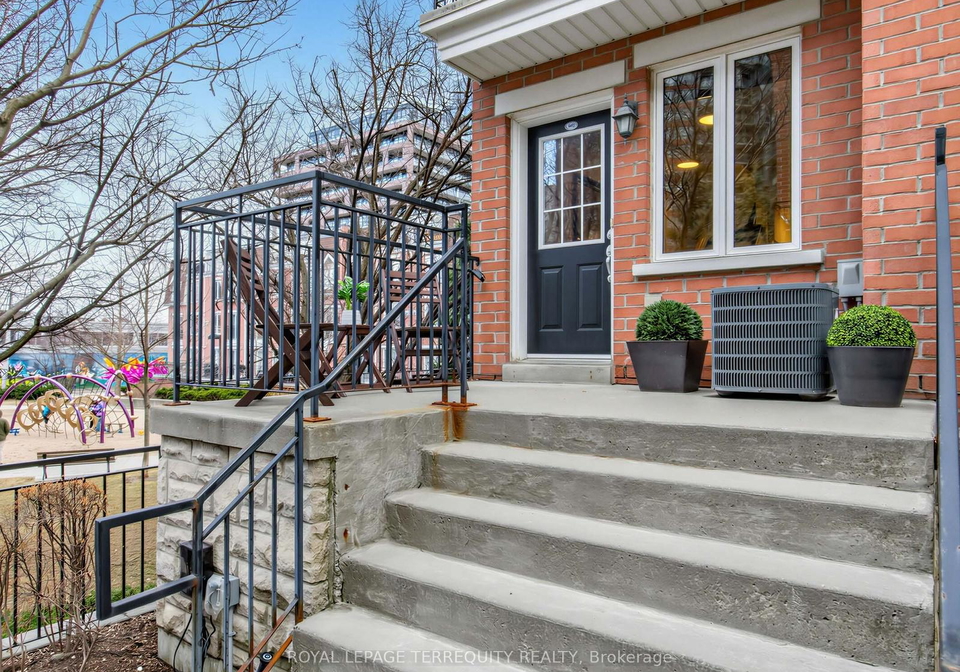 60-joe-shuster-way-toronto-ontario-w12925186