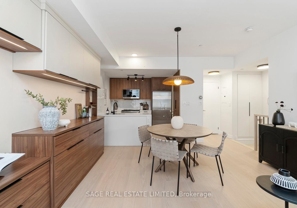 10-carnation-avenue-etobicoke-ontario-w12925226