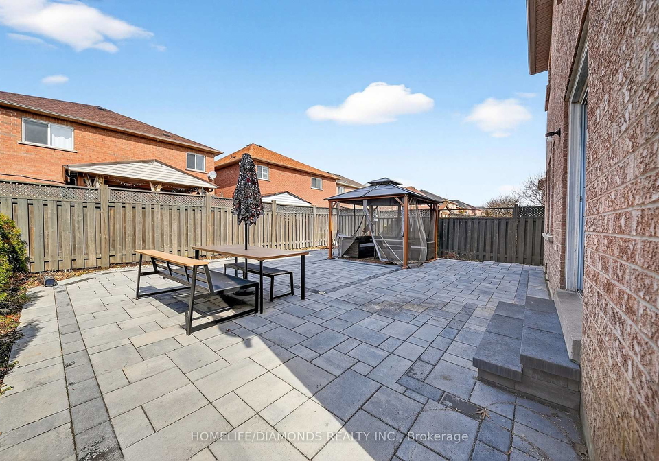 62-don-minaker-drive-brampton-ontario-w12925412