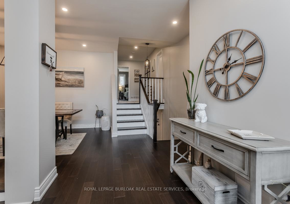2360-cavendish-drive-burlington-ontario-w12925984