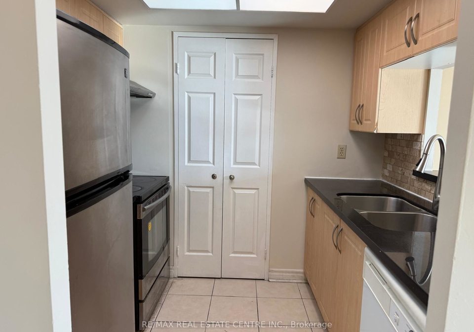 285-enfield-place-mississauga-ontario-w12926182
