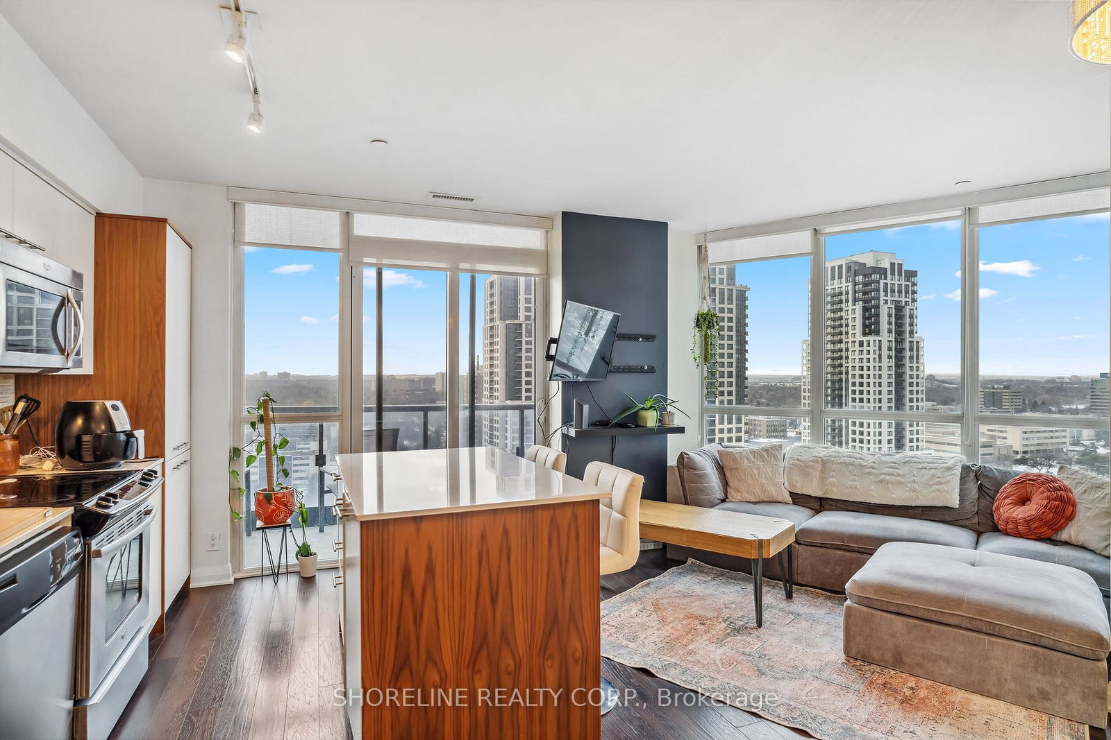 5-valhalla-inn-road-etobicoke-ontario-w12926364