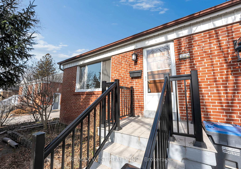 559-drymen-crescent-mississauga-ontario-w12926658