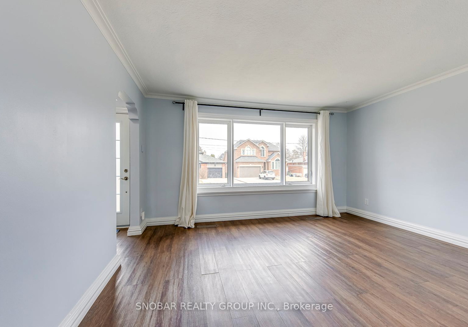 16-northglen-avenue-etobicoke-ontario-w12926668