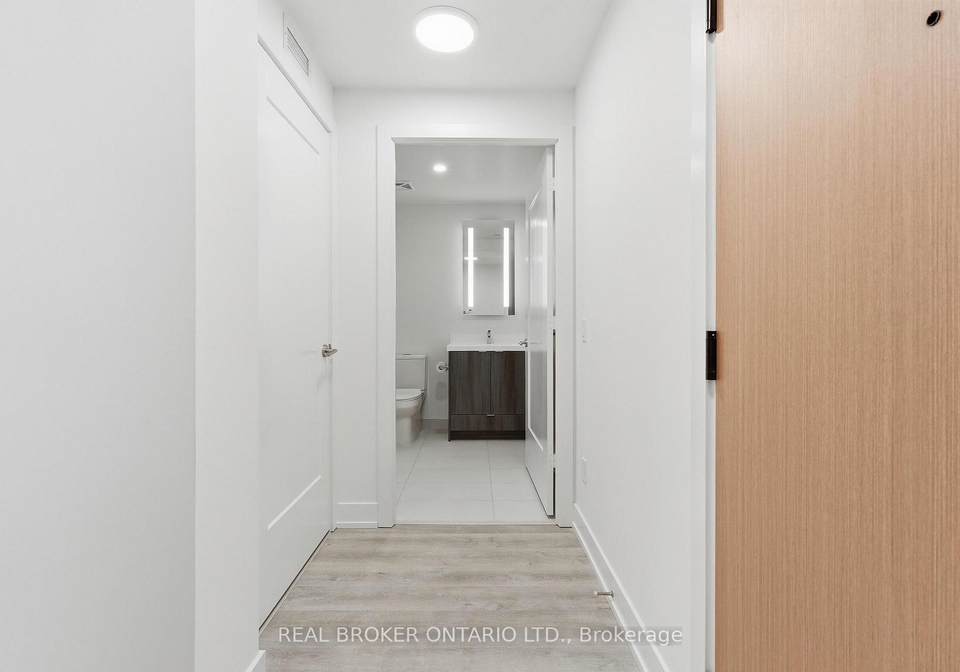 60-central-park-roadway-etobicoke-ontario-w12926860