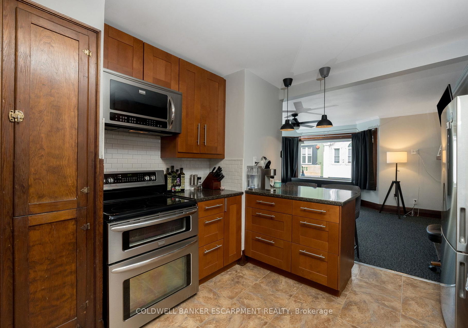 20-mill-street-e-halton-hills-ontario-w12926970